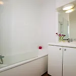 Aparthotel Sejours & Affaires Clairmarais 2*