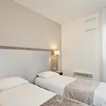 Sejours & Affaires Clairmarais Aparthotel 2*