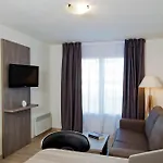 Aparthotel Sejours & Affaires Clairmarais