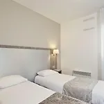 Sejours & Affaires Clairmarais 2*