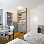 Aparthotel Sejours & Affaires Clairmarais Reims