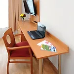 Sejours & Affaires Clairmarais Aparthotel