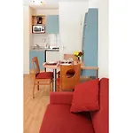 Aparthotel Sejours & Affaires Clairmarais Reims