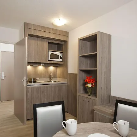 Lejlighedshotel Sejours & Affaires Clairmarais Reims