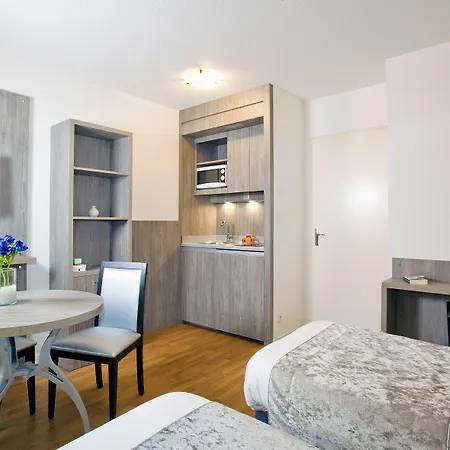 Aparthotel Sejours & Affaires Clairmarais Reims