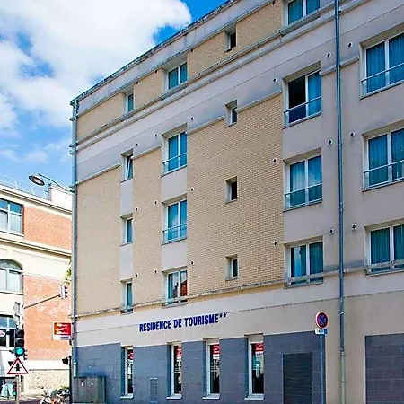 Sejours & Affaires Clairmarais 2*