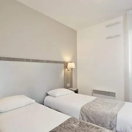 Sejours & Affaires Clairmarais 2* Reims