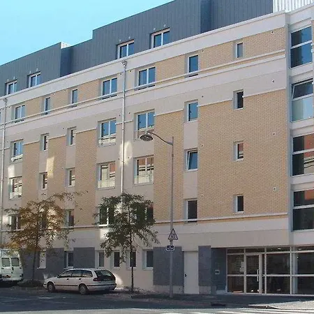 Aparthotel Sejours & Affaires Clairmarais Reims