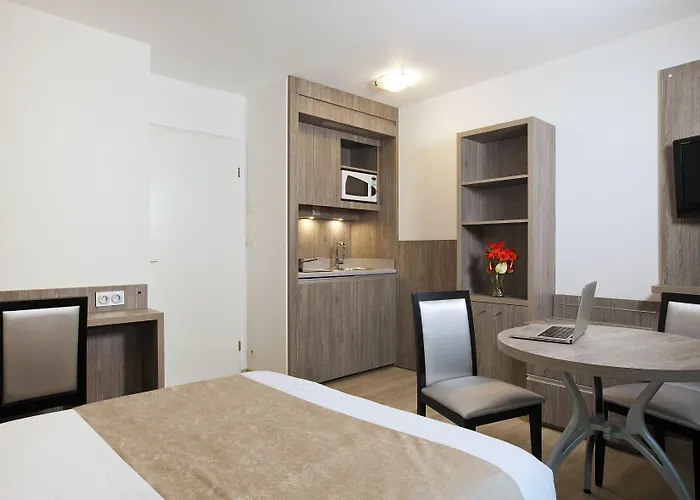 Aparthotel Sejours & Affaires Clairmarais