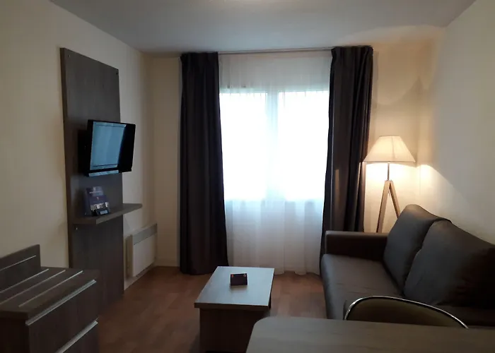 Sejours & Affaires Clairmarais Aparthotel Reims